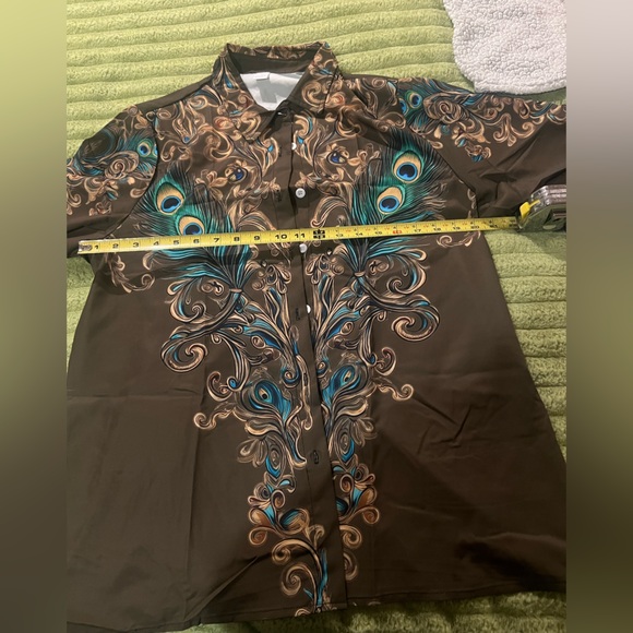 Peacock Feather Print Button Down Blouse Women’s Large Statement Top NWOT Large - Picture 10 of 11